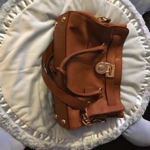 Michael Kor’s Tan Shoulde/HB Tote w/lock and key